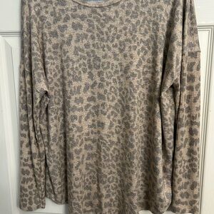 Buffalo David Bitton Tan and Gray Patterned Top